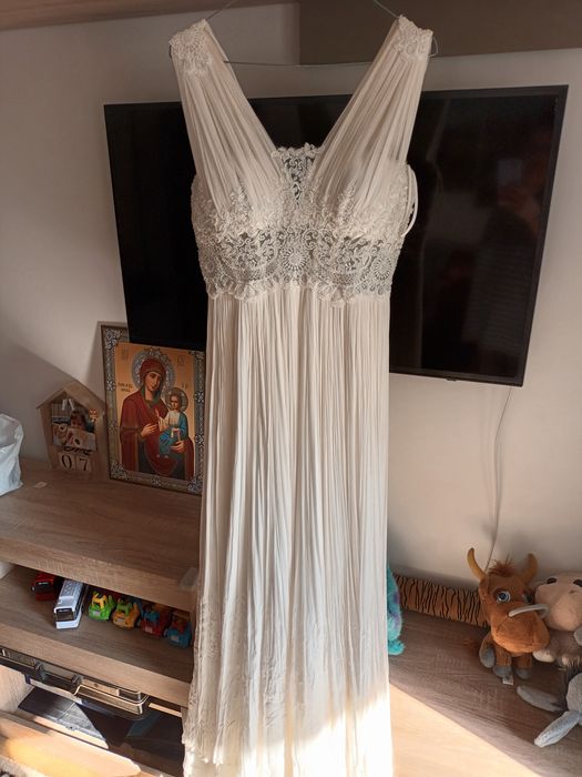 Rochie de mireasa  .