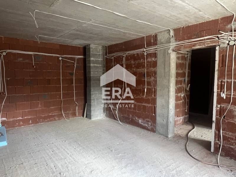 Продава се Двустаен апартамент в София, Горна баня - 96 кв.м за 1130 €/кв.м - Снимка #1