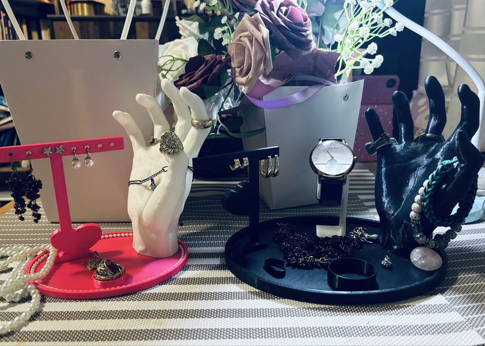Стойка за Бижута - Обеци / Пръстени / Часовник