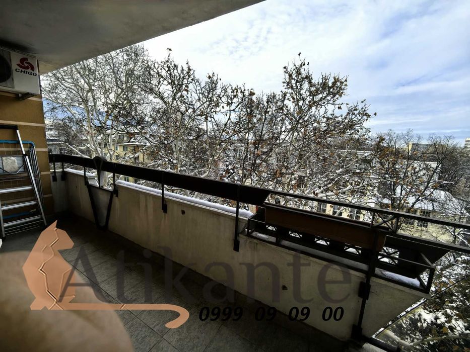 Дава се под наем Четиристаен апартамент в София, Иван Вазов - 155 кв.м за 1500 € - Снимка #3