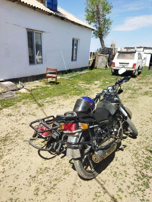 Gsx мотоцикл 200 куб