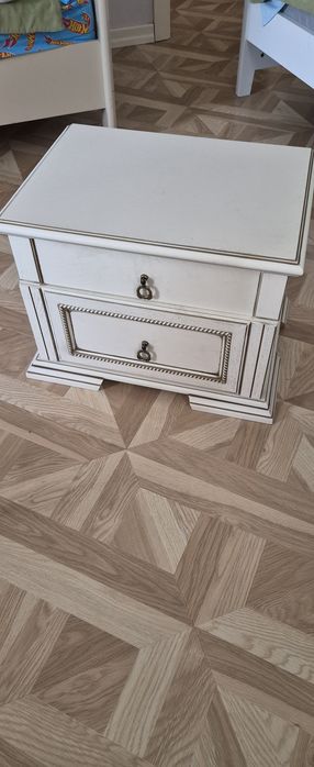 Тумбочки беллорусские,белые,мощные