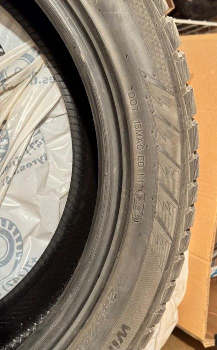Продам зимние шины липучка hankook