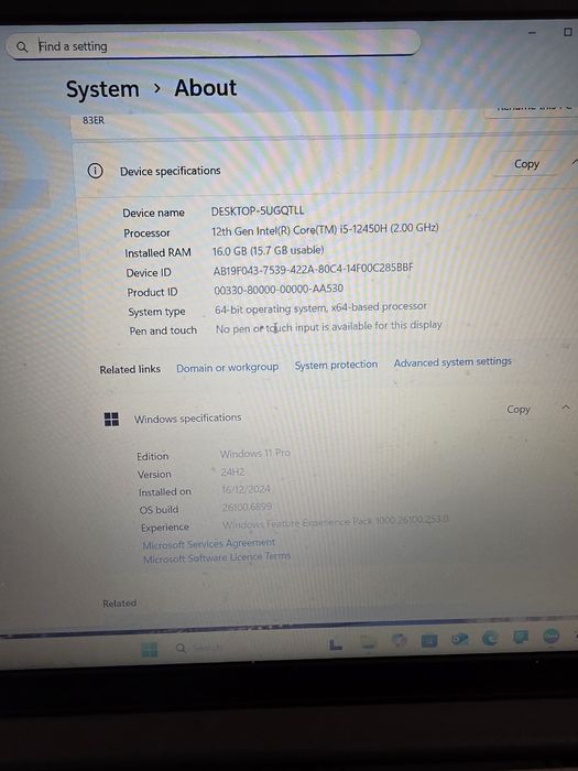 Laptop Lenovo ca nou folosit de câteva ori vine cu garanție si  factura