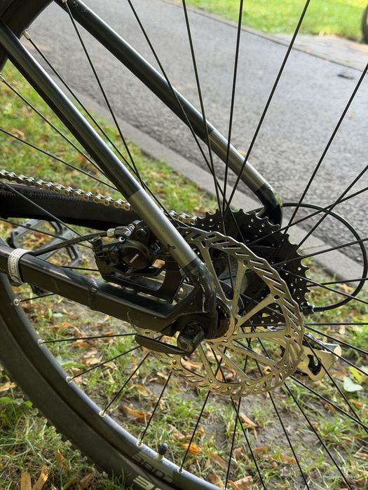 Vand bicicleta cube hardtrail