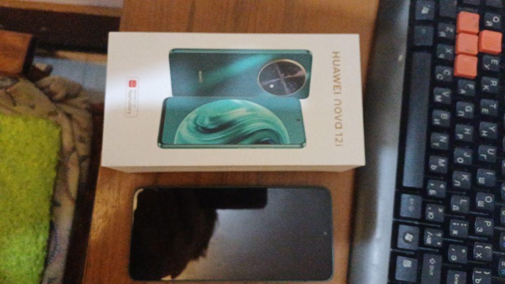 Продам телефон хуавей нова