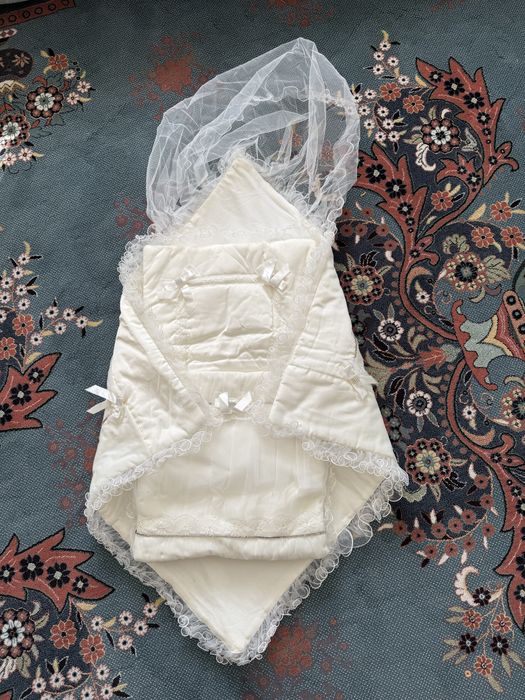 Продам комплект на выписку