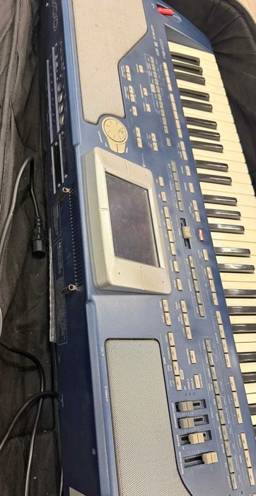 KORG PA800 + set