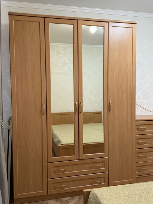 Продам шкаф для одежды