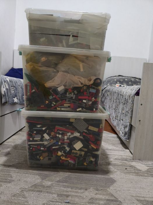 Продам конструкторы LEGO