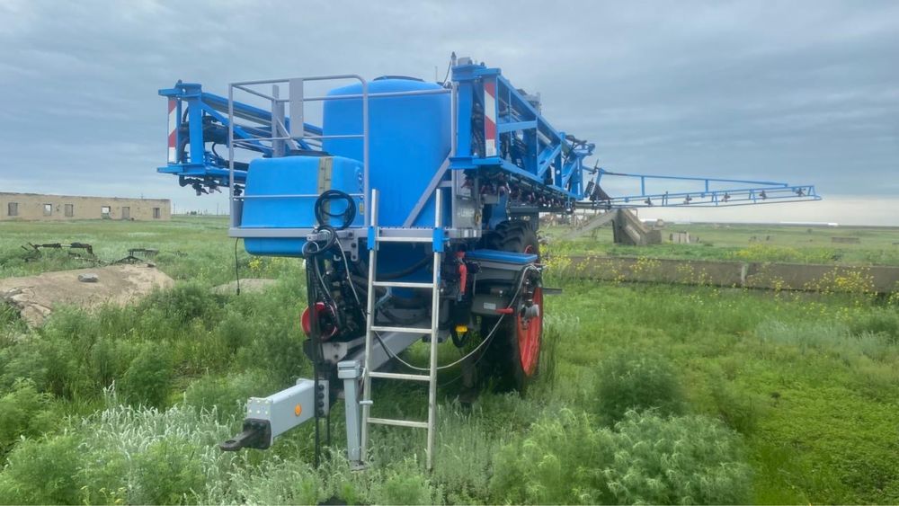 Продам Прицепной опрыскиватель Lemken Primus 35