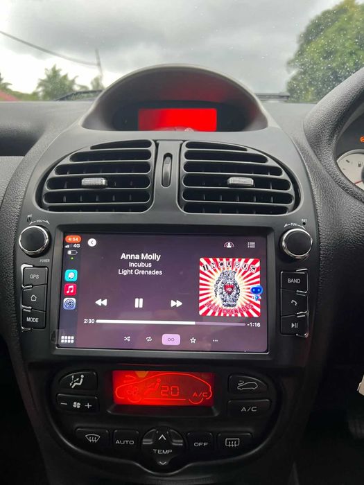 PROMO – Navigatie Android 15 Dedicata Peugeot 206 – CarPlay, DSP, QLED - Camera Marsarier Cadou