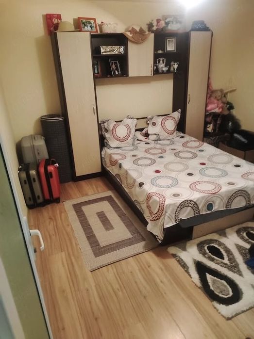 Casă de vânzare în Brăila – 5 camere, curte generoasă