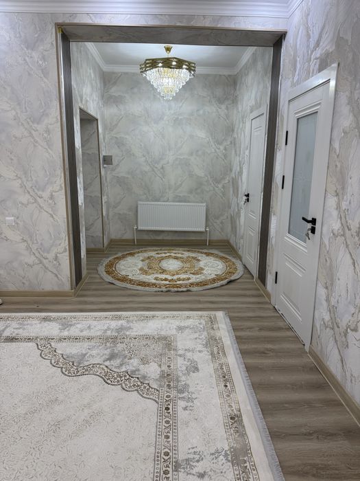 Экскаваторный томонда 4 хонали квартира сотилади. Очиқ жойи билан.