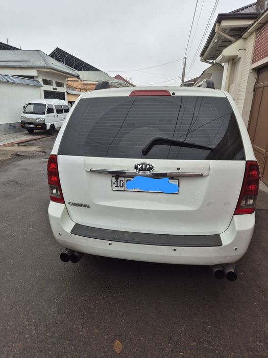 Продаётся Kia carnival