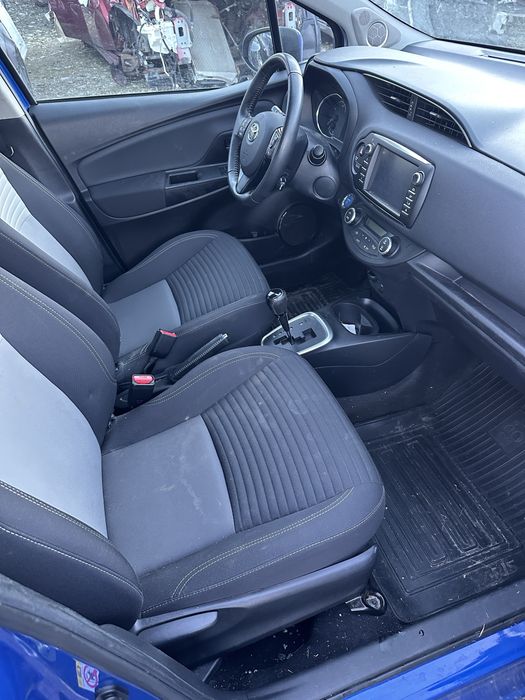 Toyota Yaris Тойота Ярис 2017г 1.5 hybrid 100кс  На части!