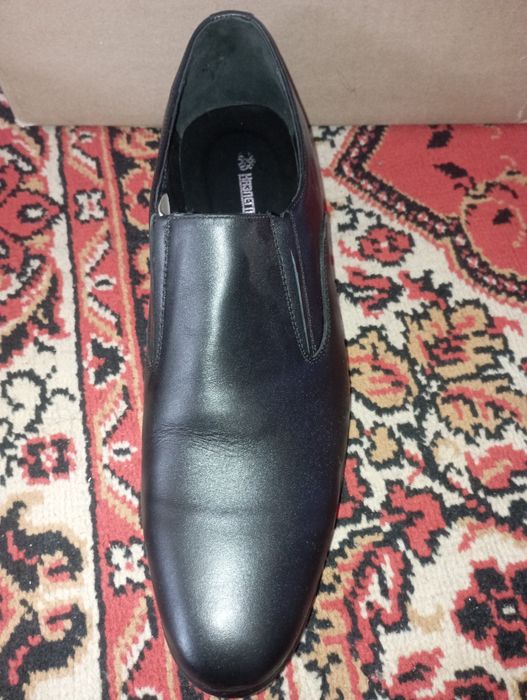 Продам новые туфли