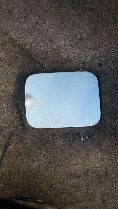 Крышка лючек от бензобака бмв 34