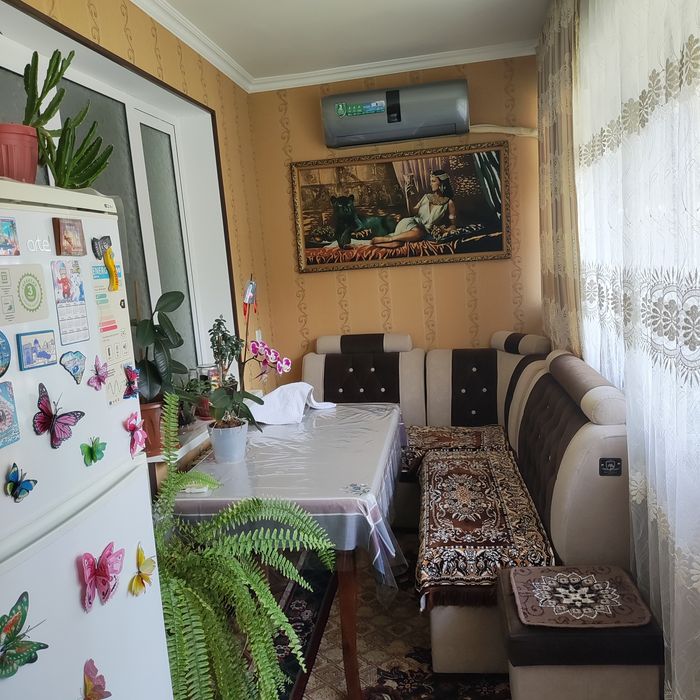 2-комнатная квартира на 1-м этаже в г. Ангрен