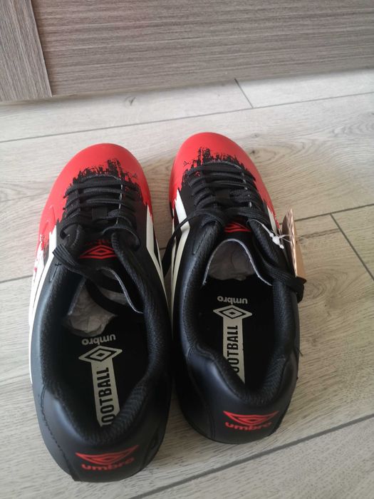 Обувки за футбол 45 номер