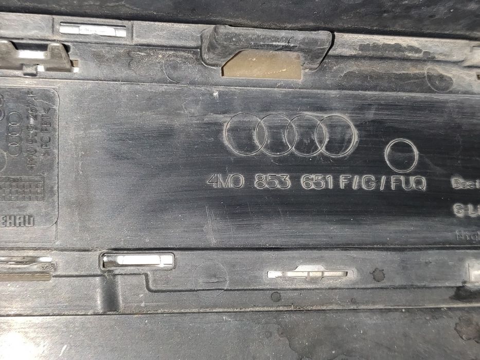 Предна Рсдиаторна Решетка за AUDi Q7 Quattro 2015/2019