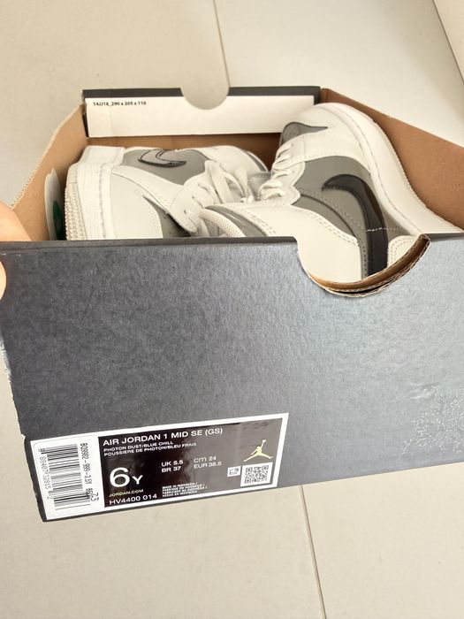 Air Jordan 1 Mid “Inspired by the greatest”