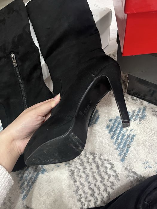 Замшевые сапоги 3000тг