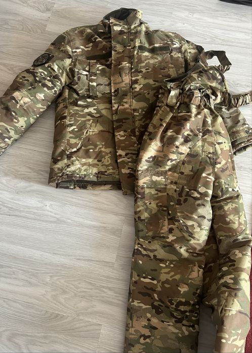 Военная куртка и лапти