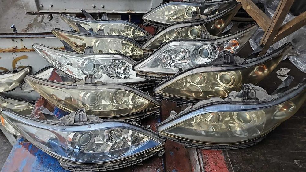 Фары на Хонда Elysion