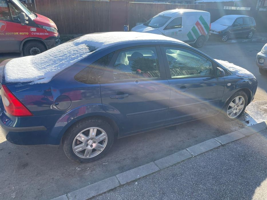 Piese Auto din Dezmembrari Ford focus 2 1.8 diesel 2007
