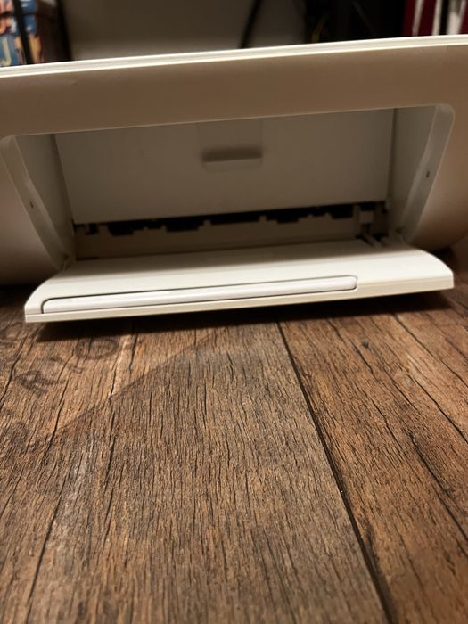 Imprimantă HP Deskjet 2320 (cu cartuș inclus)