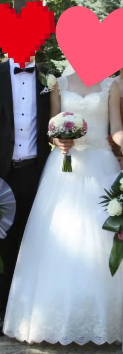 Vând rochie de mireasă