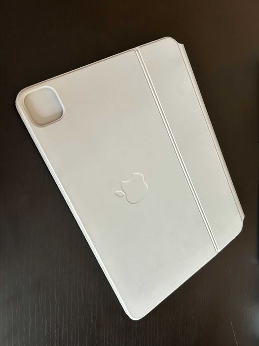 Magic Keyboard iPad Air 5  - Alb