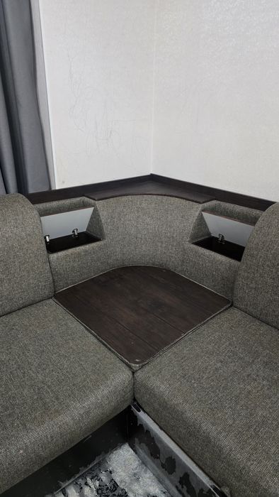 Отдам бесплатно диван