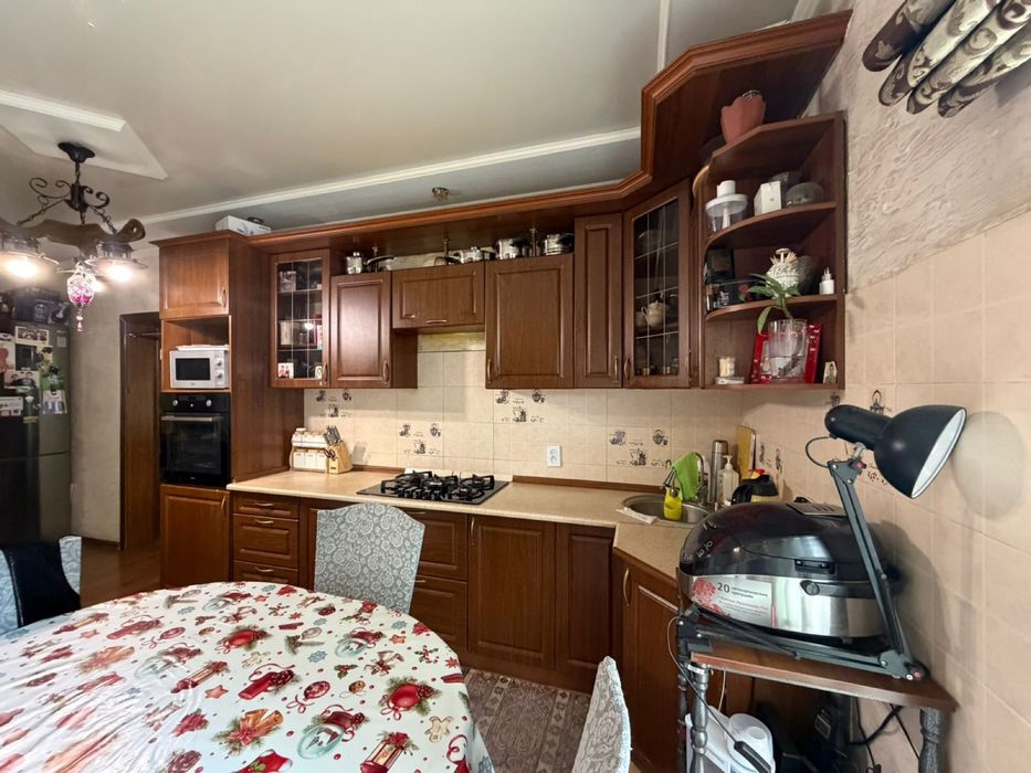 Продам кухонную мебель