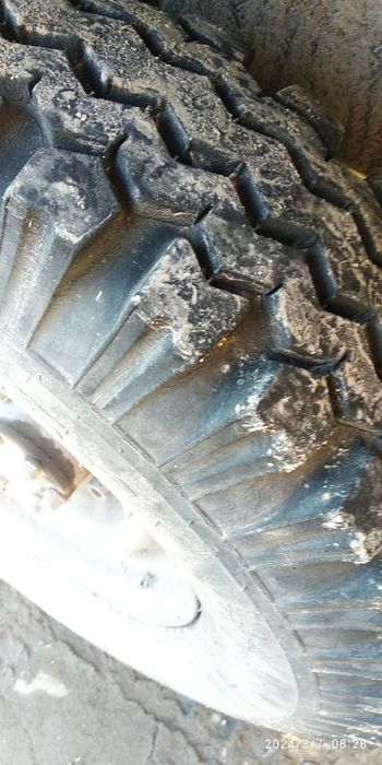 Uaz sotiladi 1986yil