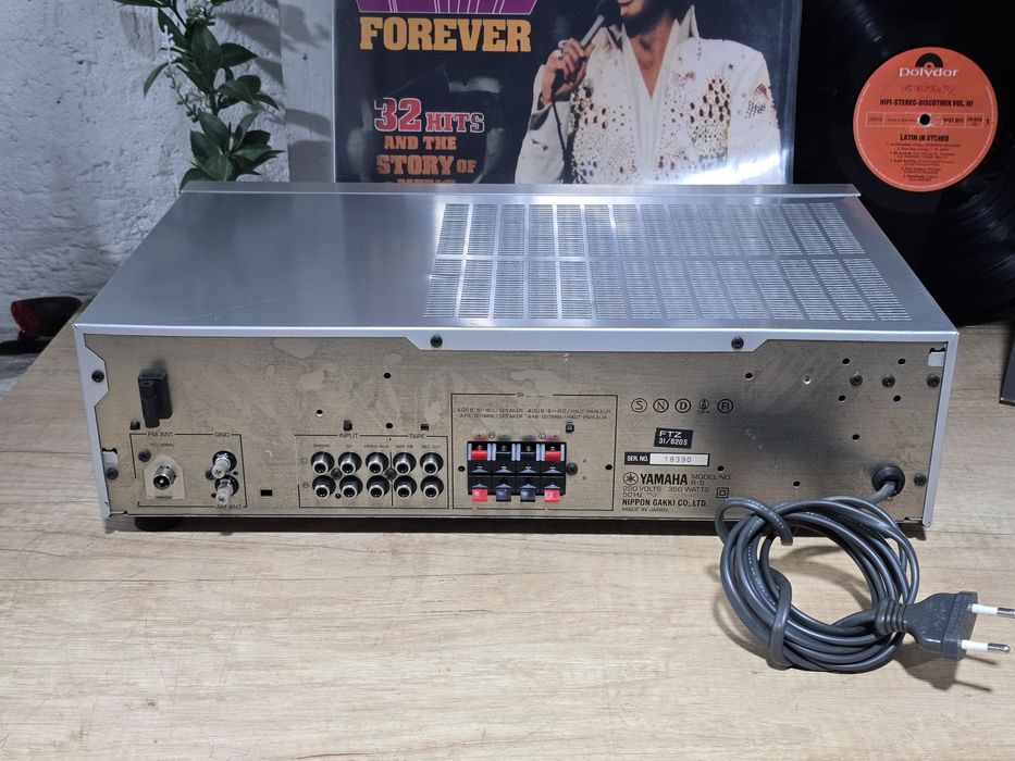 Reveiver YAMAHA R-5, retro hifi amplituner argintiu , made in Japan