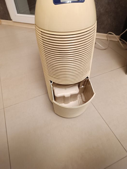 Влагоуловител, влагоабсорбатор