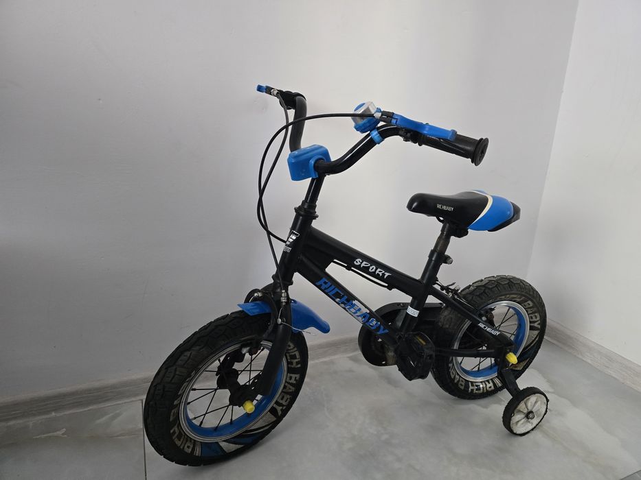 Bicicleta copii  3-4 ani