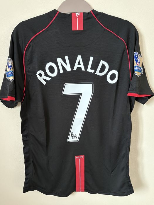 Tricouri de fotbal de cea mai buna calitate