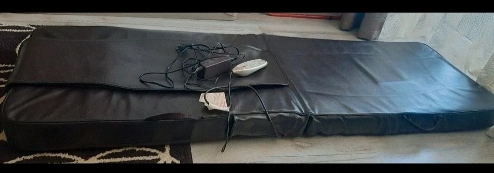 Saltea de masaj cu role si infrarosu