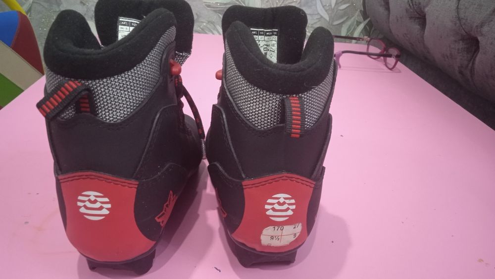 лыжные ботинки детские