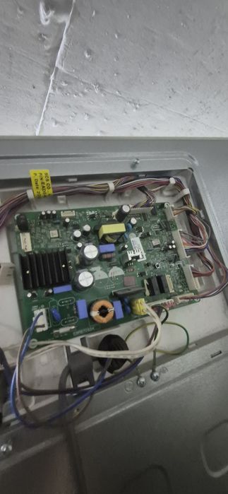 Холодильник LG ,полка продом