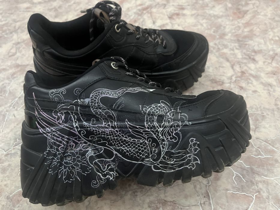 кроссовки дракон bershka