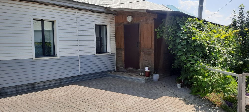 Продам дом в районе БСМП