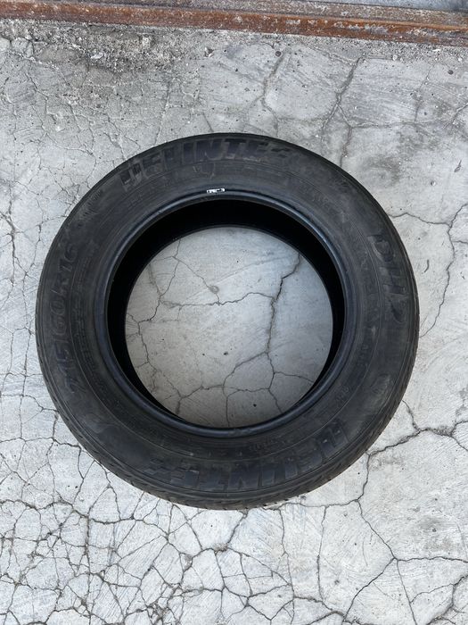 Покрышка 215/60 r16