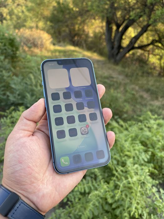 В продаже Айфон 13. 128Gb