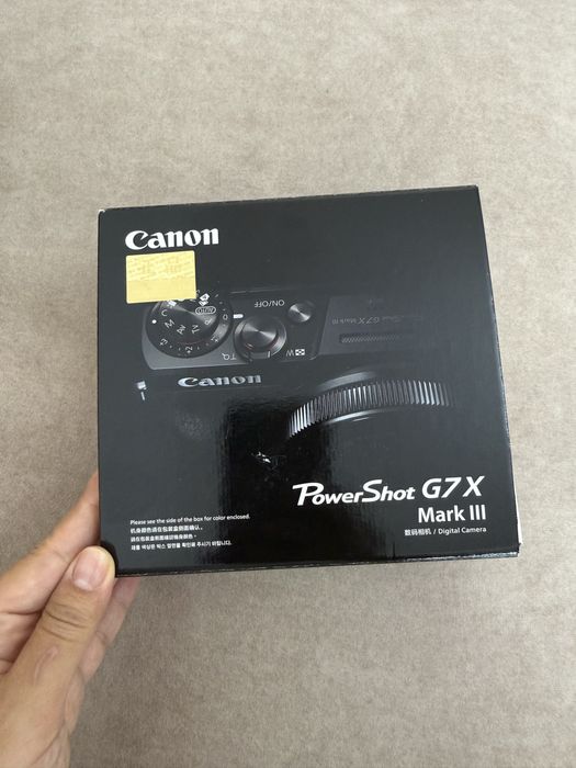 Canon G7X Mark III