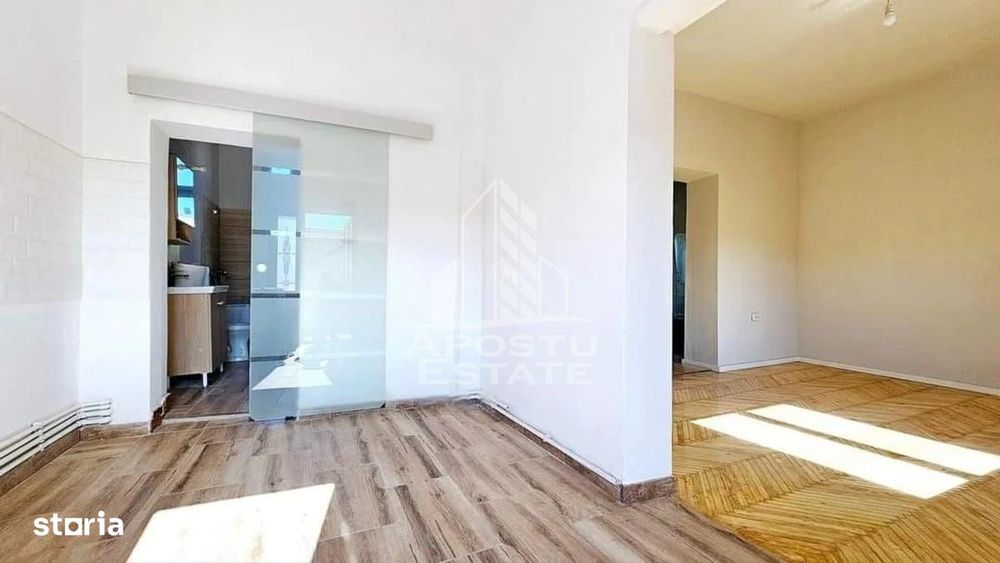 Apartament cu 2 camere, 90 mp construiti, Zona Centrala