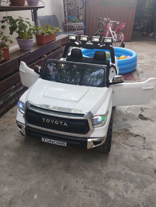 Mașinuță electrica